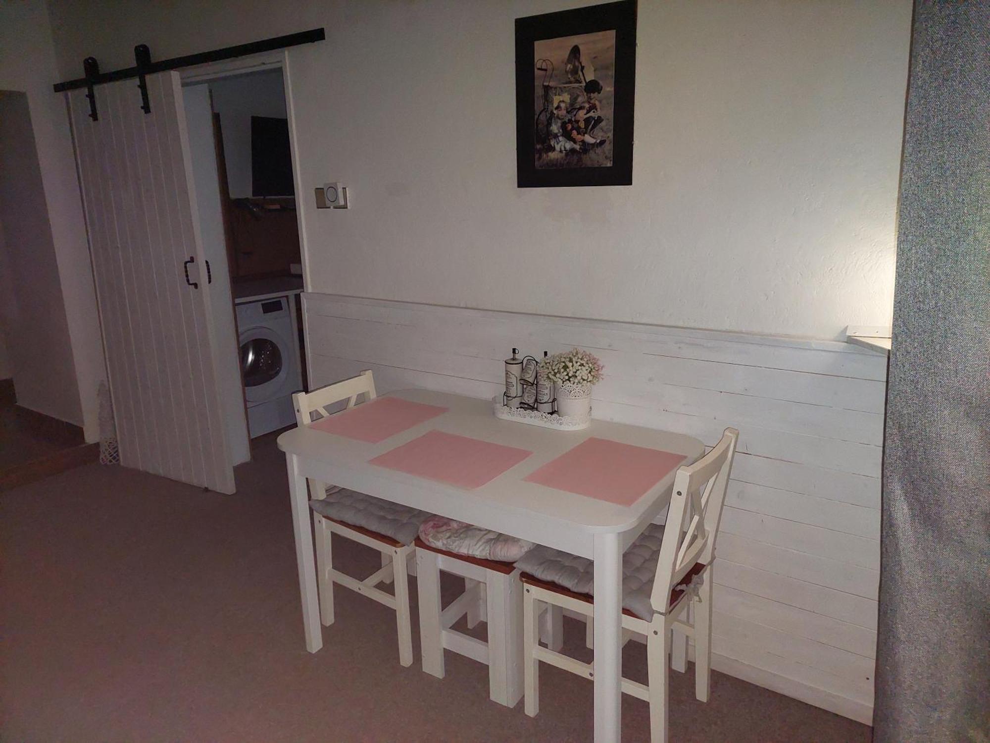 Apartman Aromasalon Trebic Luaran gambar